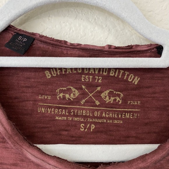 Buffalo David Bitton Shirt Small Cotton Red Graphic Short Sleeve Tee L4 - Picture 6 of 8